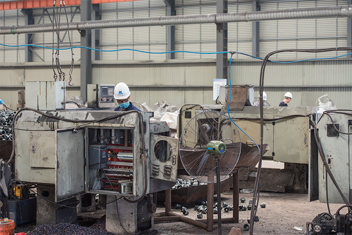 江阴网架配件-锥头加工车间